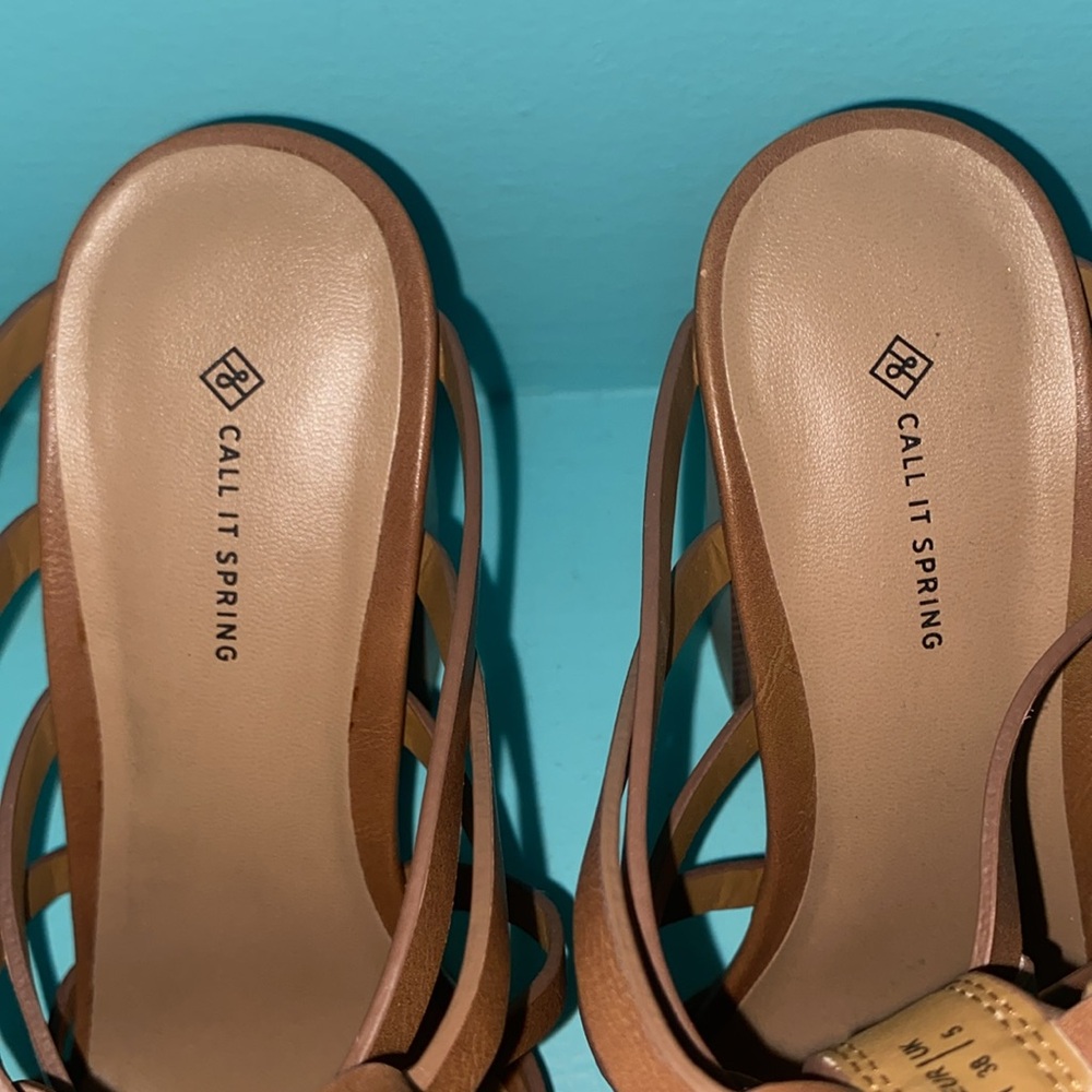 Open toe heels - Picture 3 of 5
